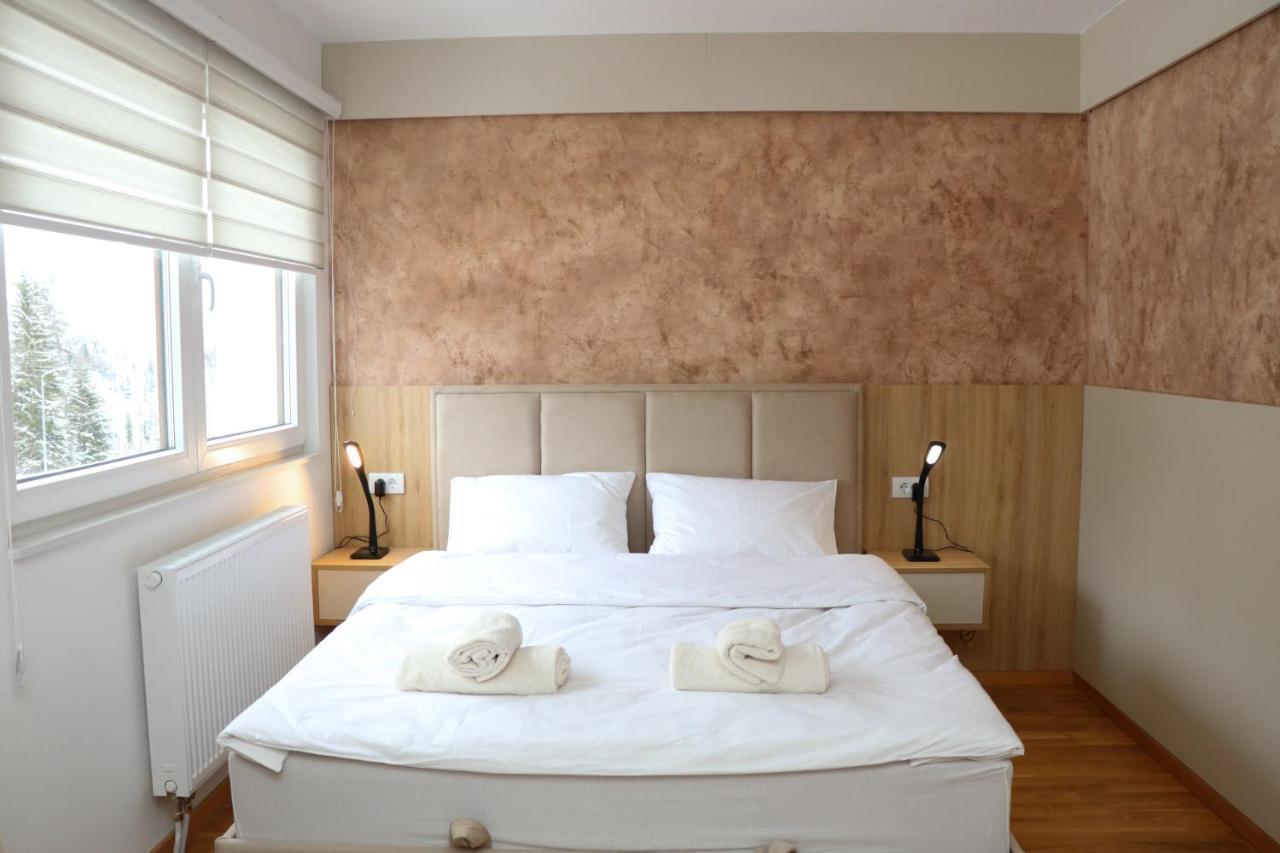 Apartmani Vidik - Groodvy House Τζαχορίνα Εξωτερικό φωτογραφία