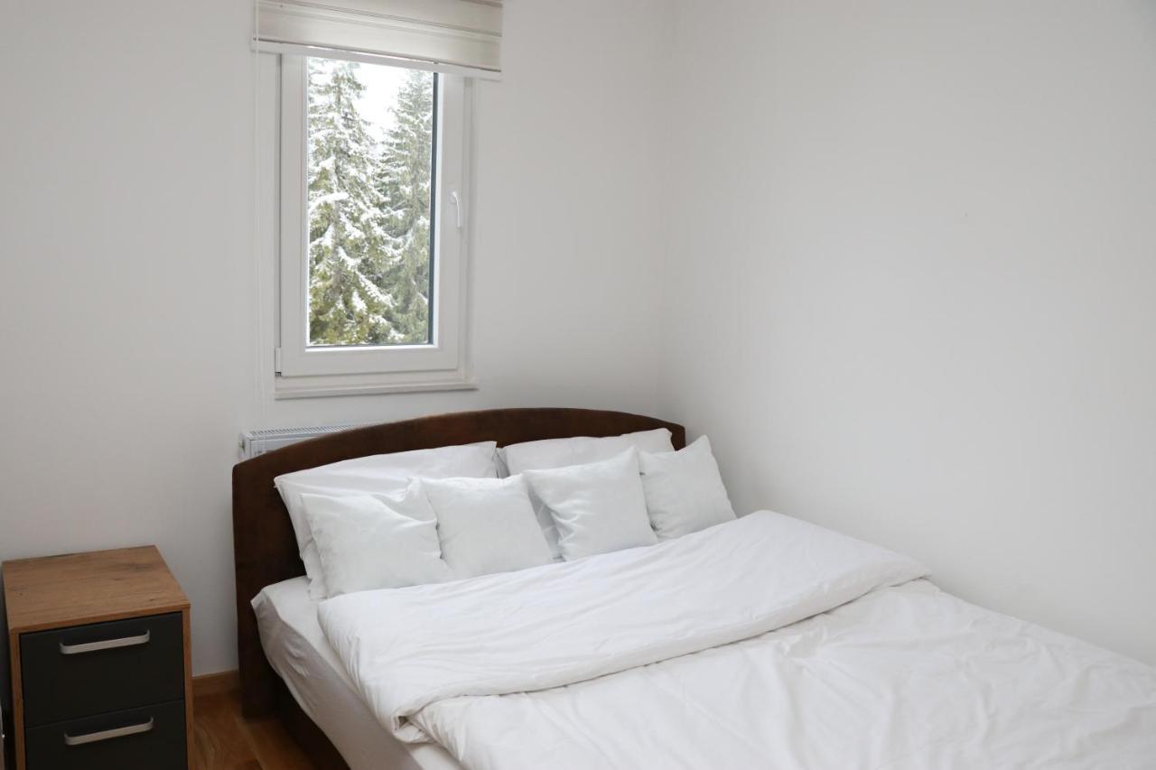 Apartmani Vidik - Groodvy House Τζαχορίνα Εξωτερικό φωτογραφία