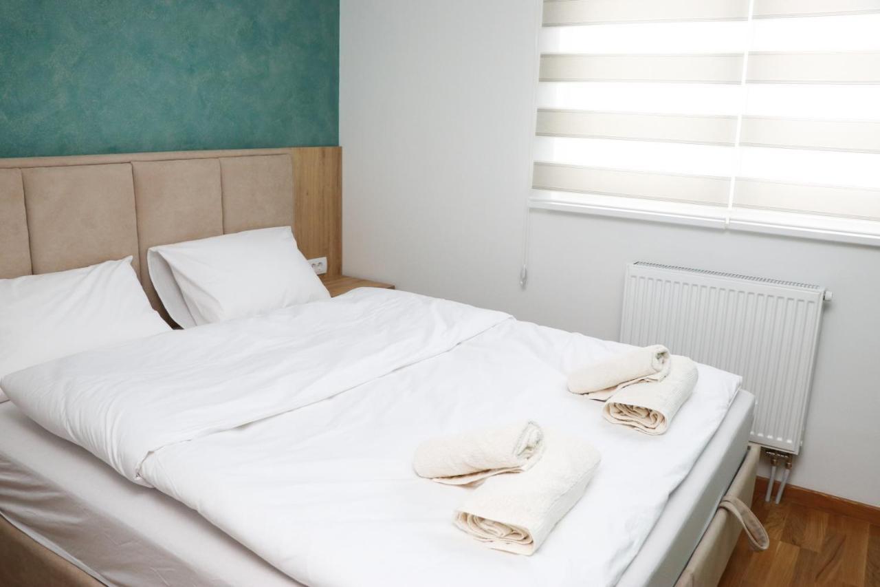 Apartmani Vidik - Groodvy House Τζαχορίνα Εξωτερικό φωτογραφία