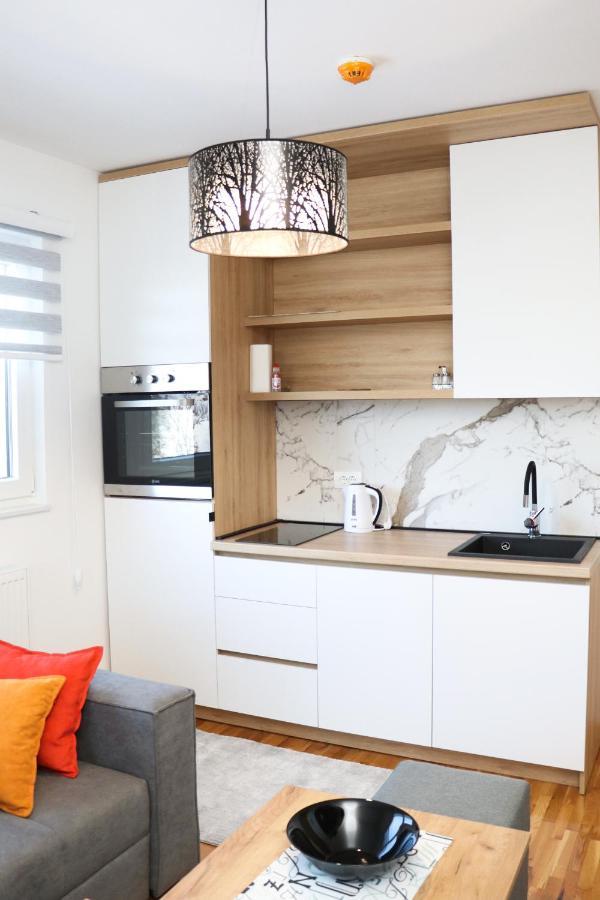 Apartmani Vidik - Groodvy House Τζαχορίνα Εξωτερικό φωτογραφία